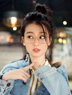 吃瓜爆料袁泉是哪一期节目,袁泉亮相哪一期节目，揭秘明星幕后故事