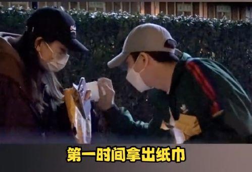 红领巾吃瓜爆料黑料,揭秘娱乐圈黑料风云