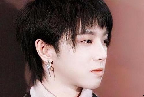 宋亚轩爆料吃瓜视频下载,揭秘吃瓜视频背后的真相