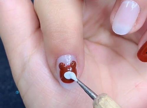 做美甲的视频,美甲达人教你轻松打造时尚指尖艺术