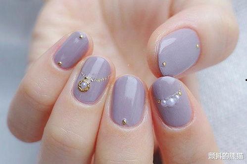做美甲的视频,美甲达人教你轻松打造时尚指尖艺术