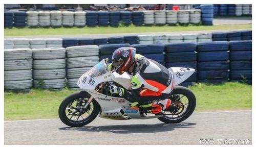 摩托车赛车视频,摩托车赛车视频精彩瞬间回顾