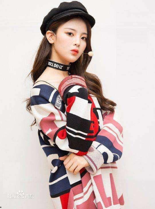 吃瓜爆料杨超越金主,吃瓜群众热议背后的故事